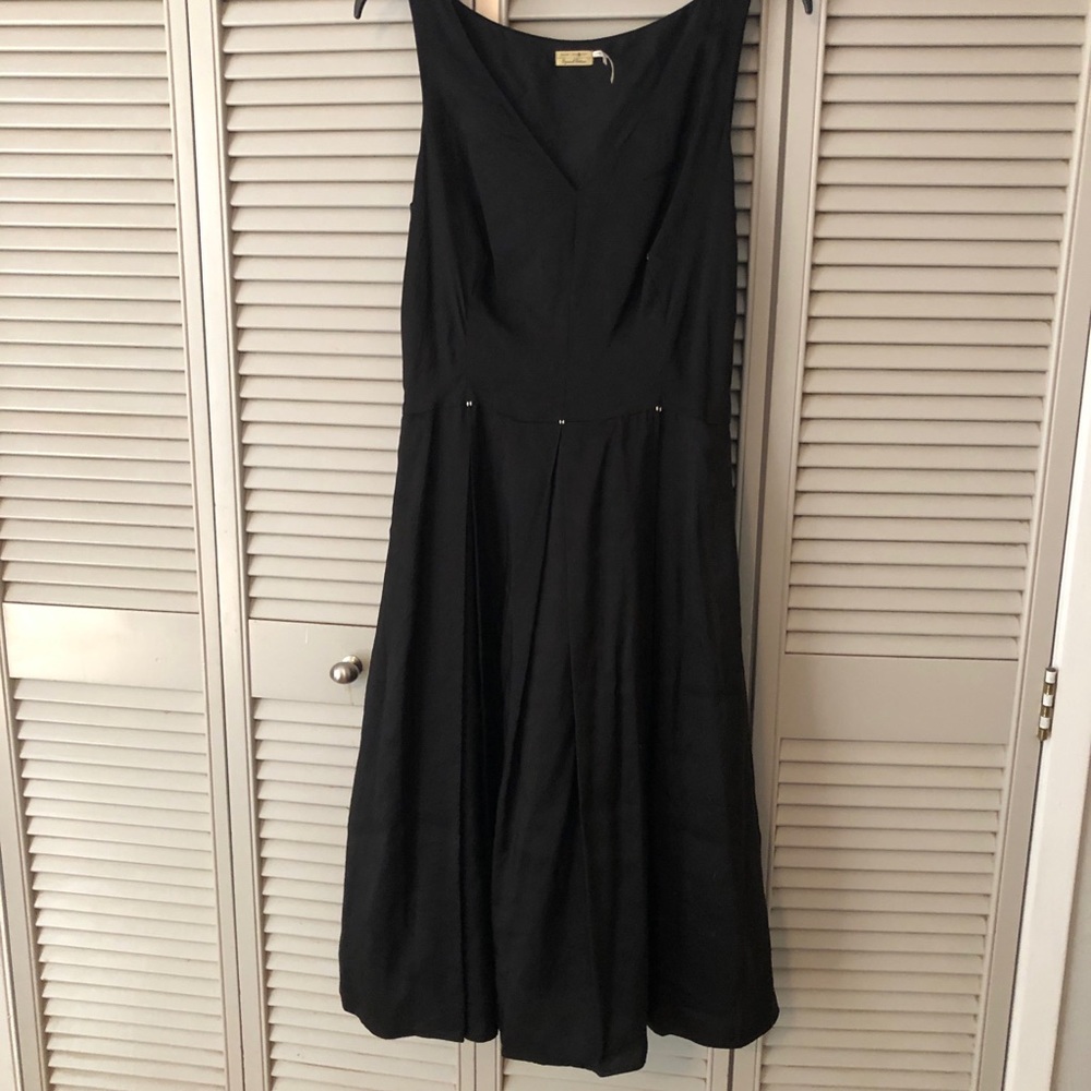 Max Studio black silk dress